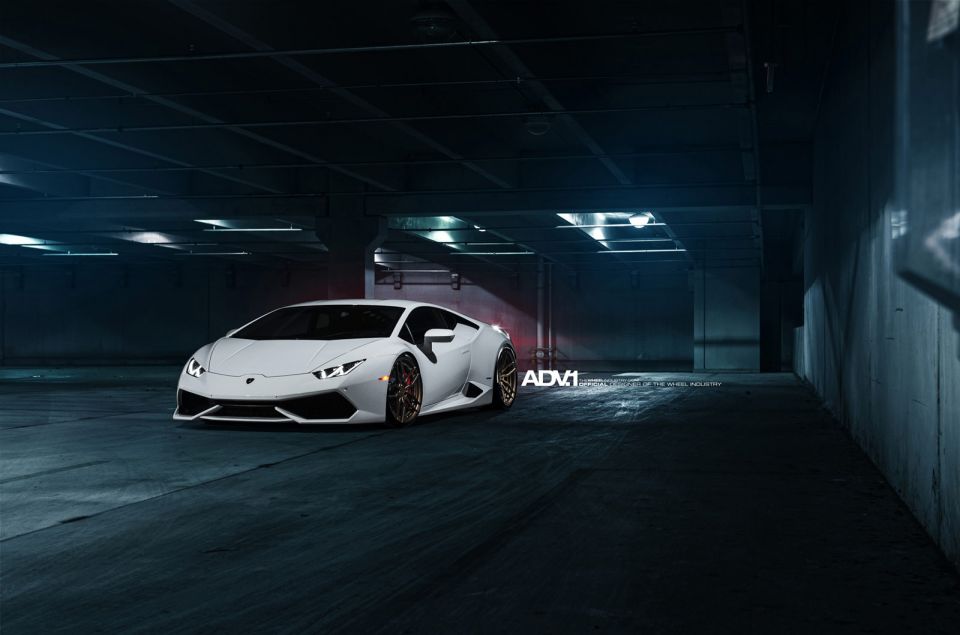 Lamborghini_Huracan_ADV005MV2CS_02_960